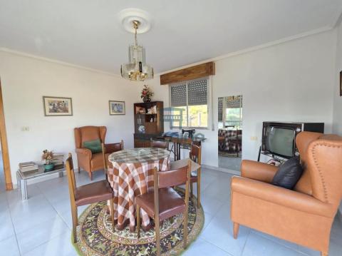 Salón (casa 2)