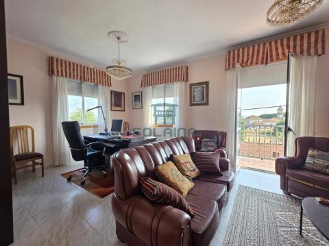 Salón (casa 1)